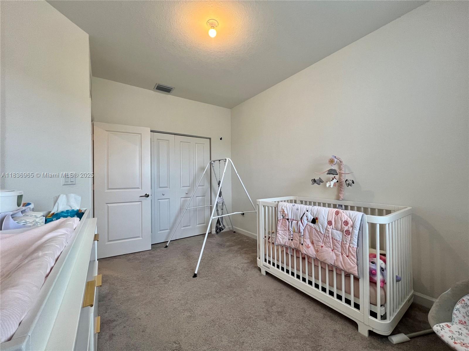 PINE ISLE - Residential