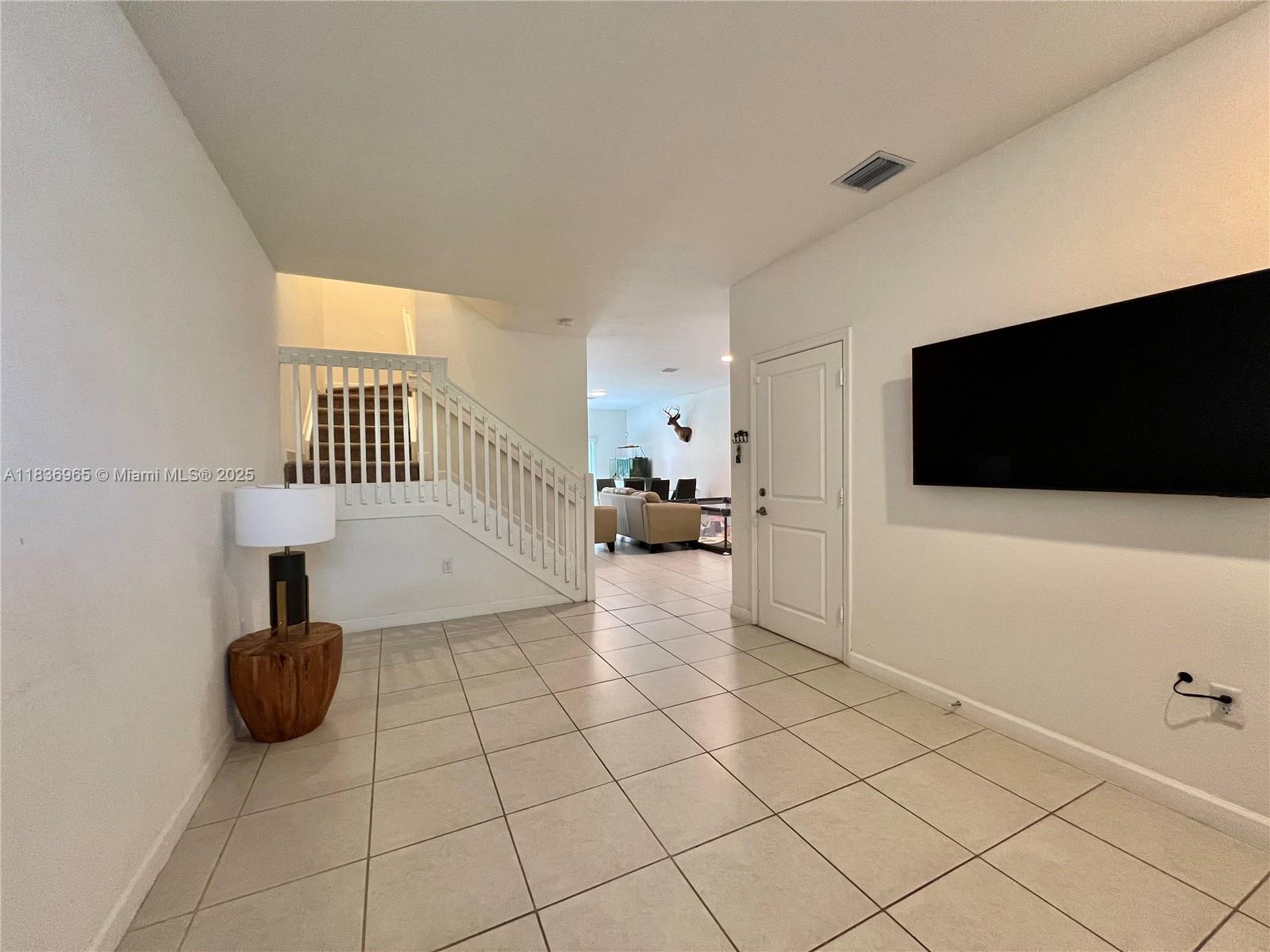 PINE ISLE - Residential