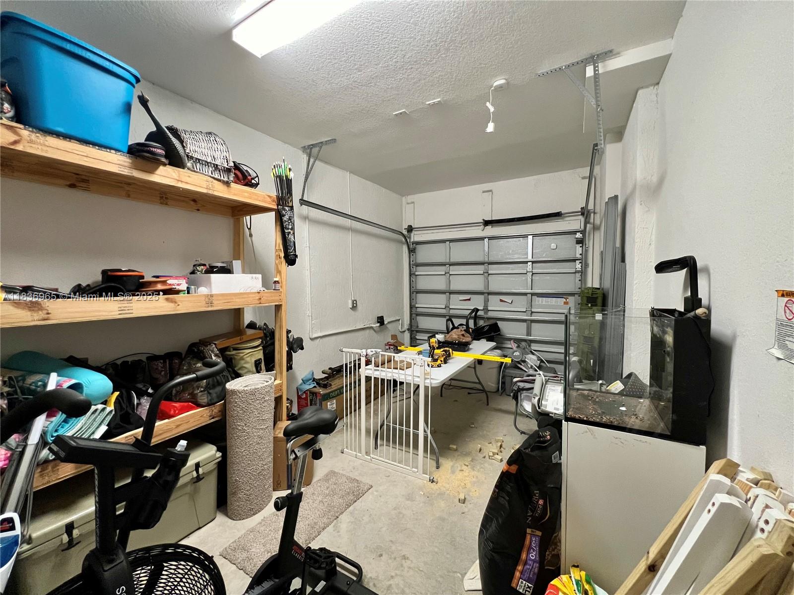 PINE ISLE - Residential