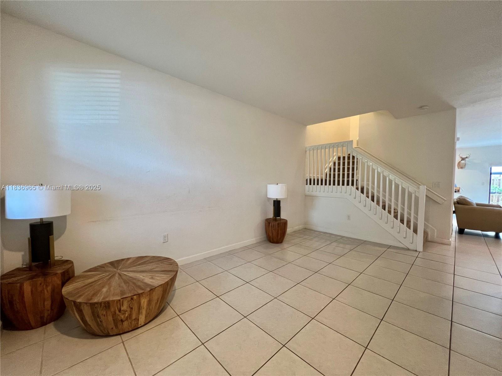 PINE ISLE - Residential