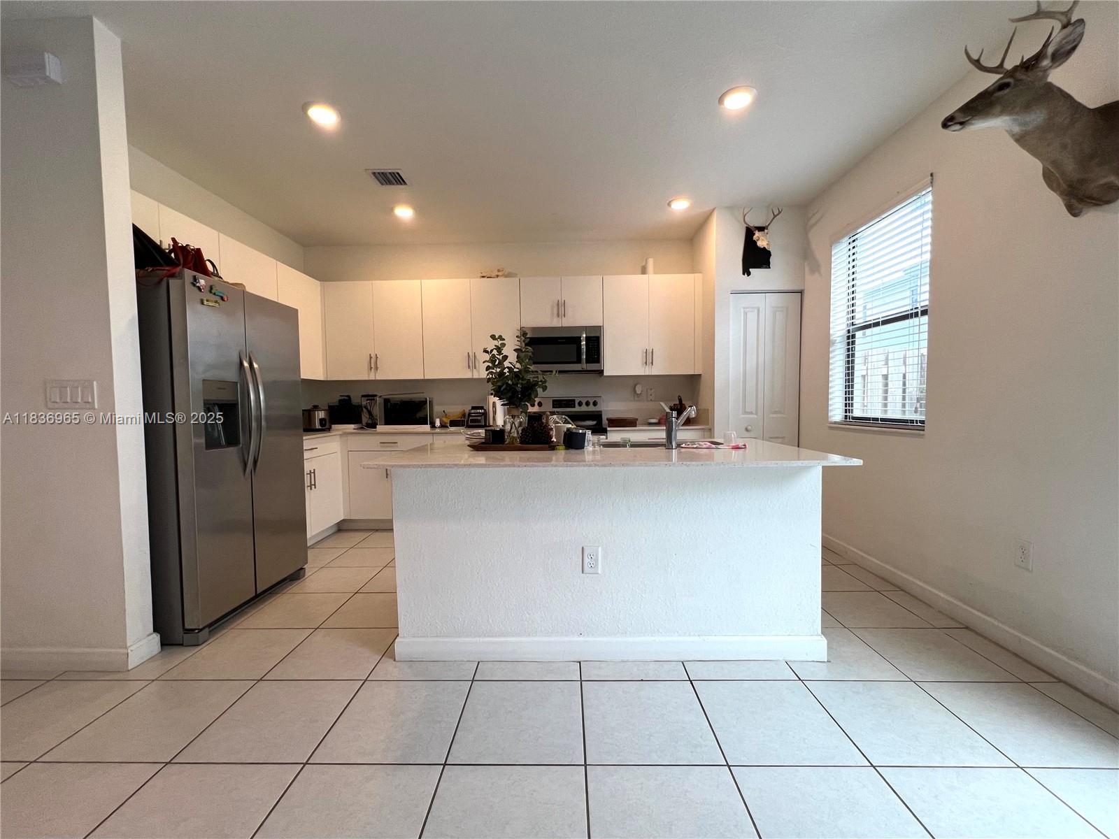 PINE ISLE - Residential