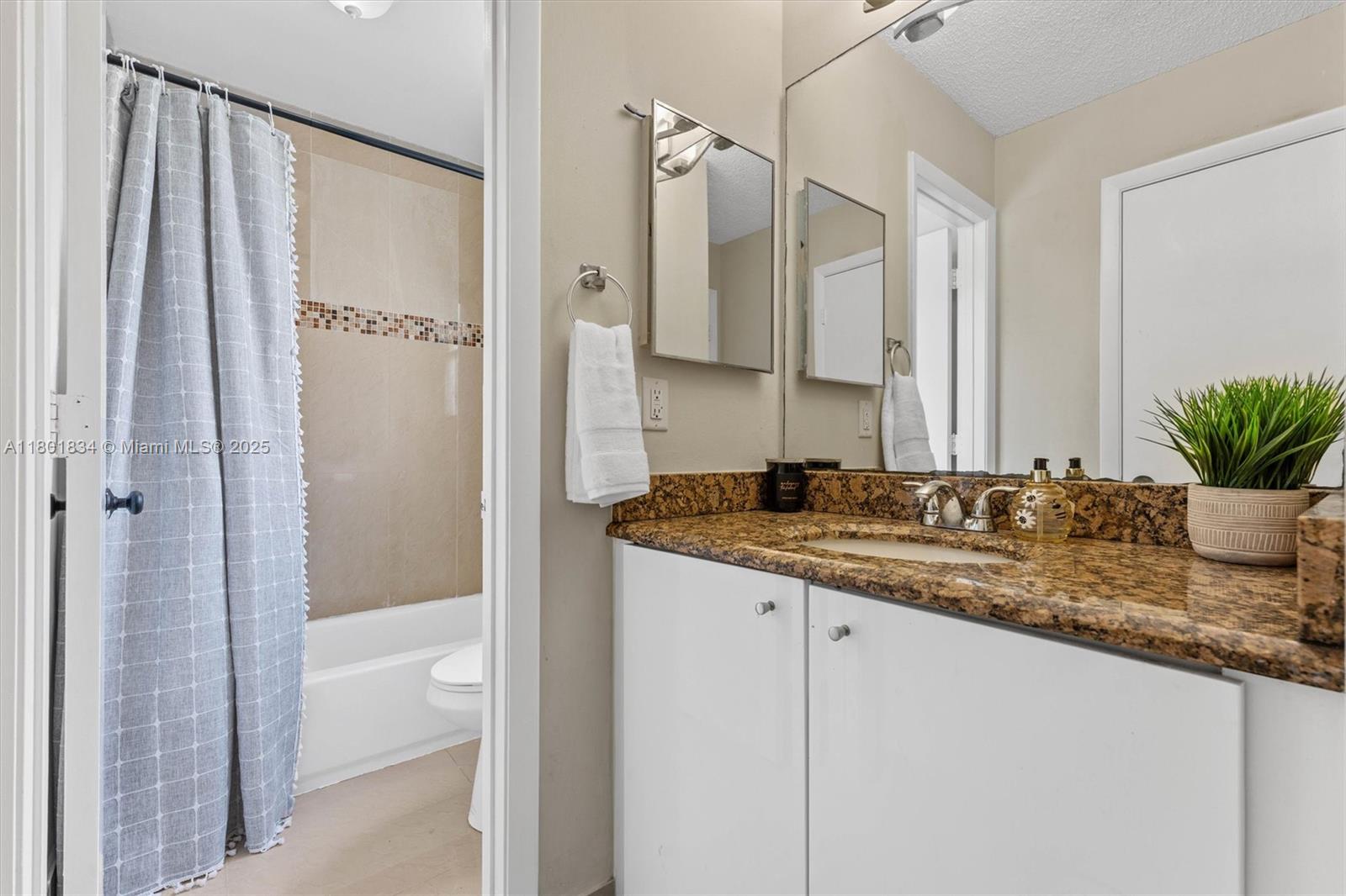 CORAL BAY PARCEL G - Residential