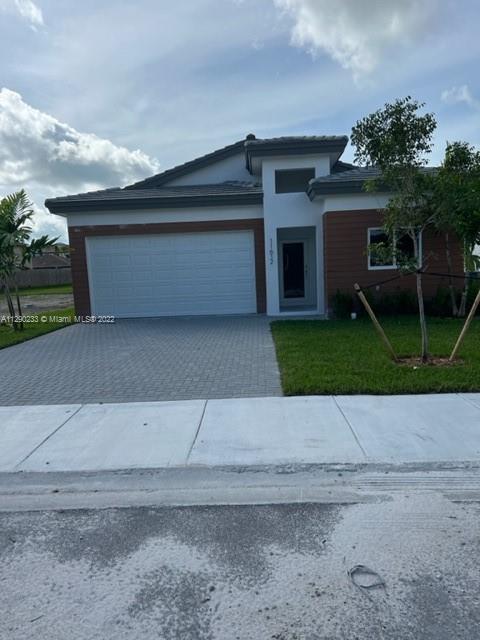 11600 Sw 241st St St, Homestead, Miami-Dade County, Florida - 4 Bedrooms  
3 Bathrooms - 