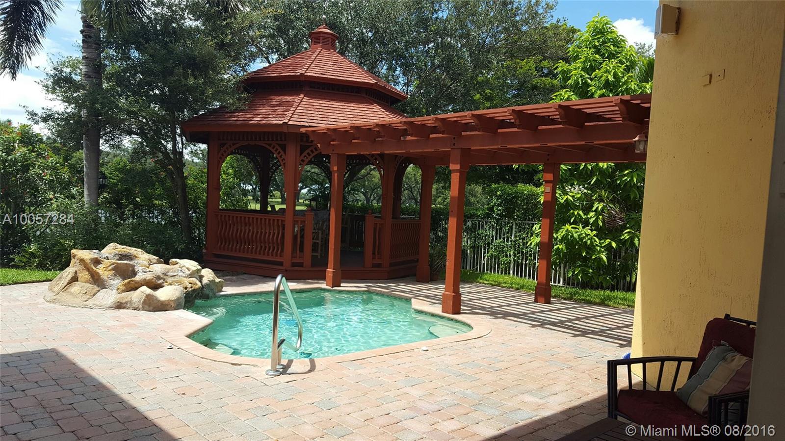 Rolling Hills Golf Estate - Residential