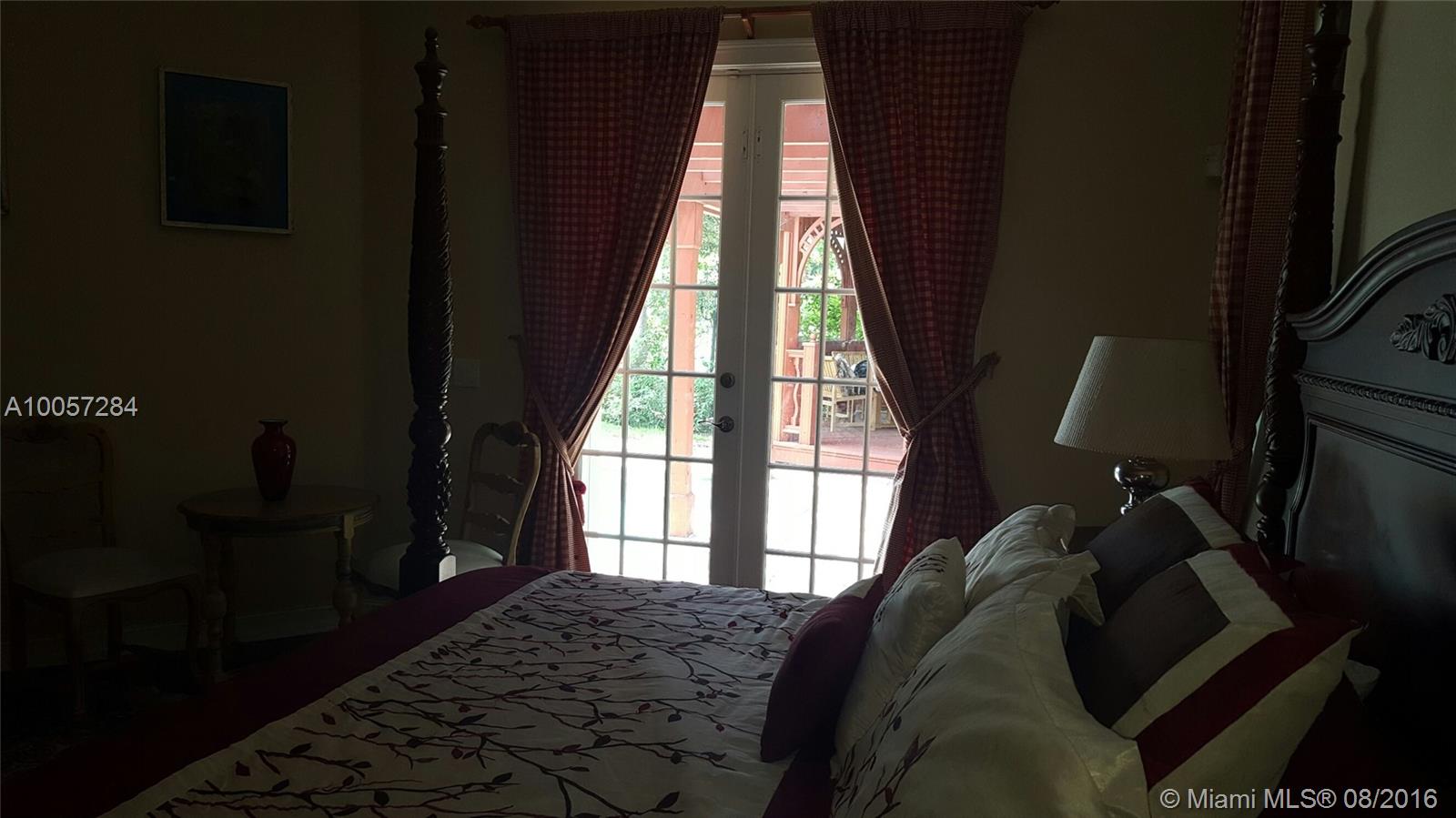 Rolling Hills Golf Estate - Residential