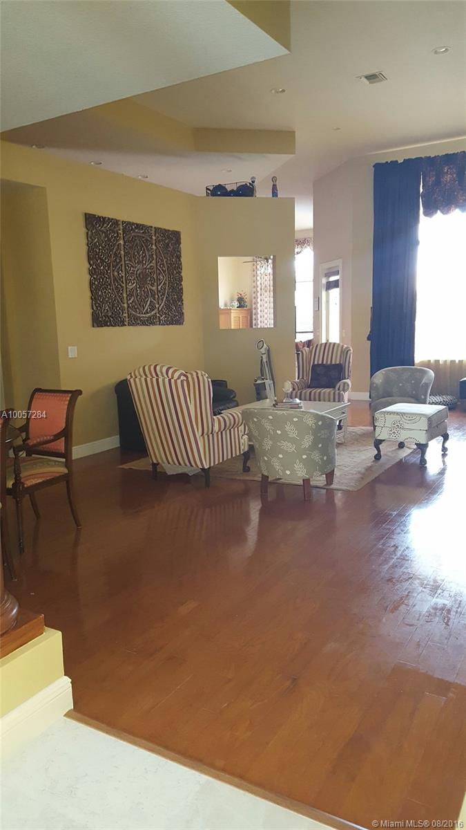 Rolling Hills Golf Estate - Residential