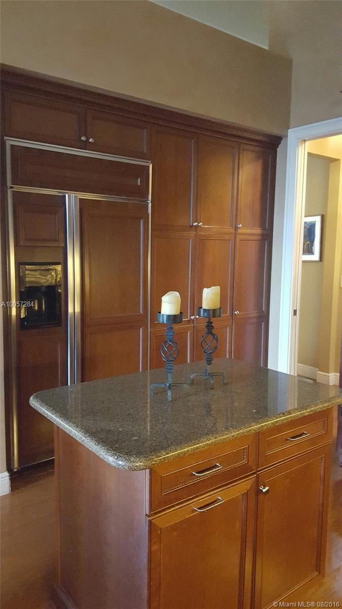 Rolling Hills Golf Estate - Residential