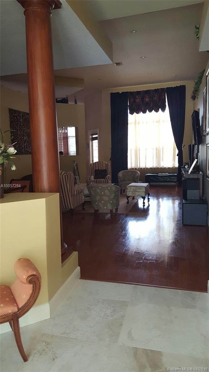 Rolling Hills Golf Estate - Residential