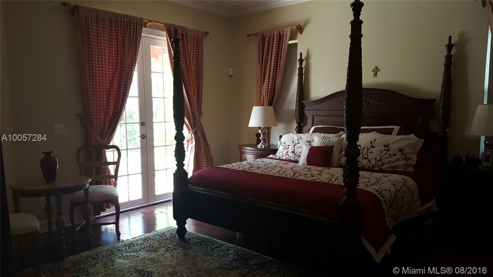 Rolling Hills Golf Estate - Residential