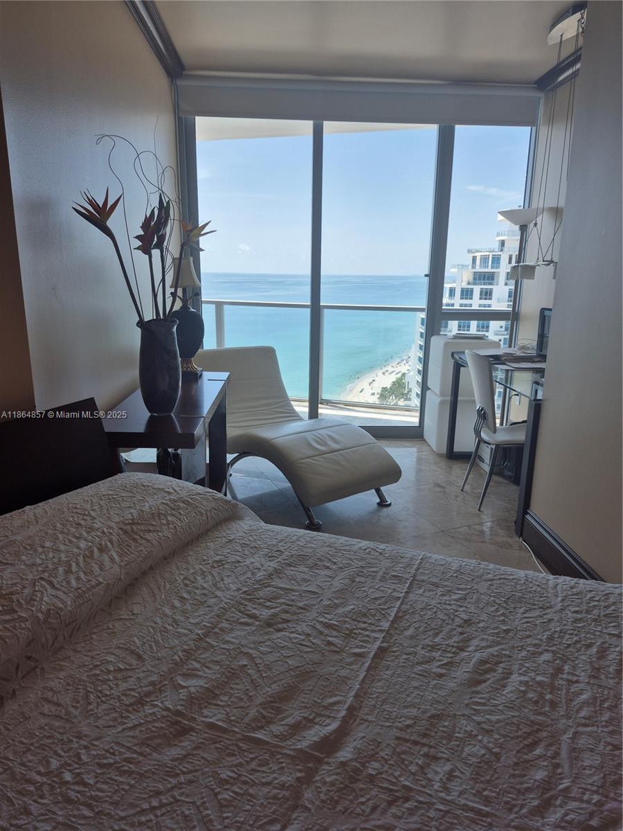 OCEAN PALMS CONDO - Residential