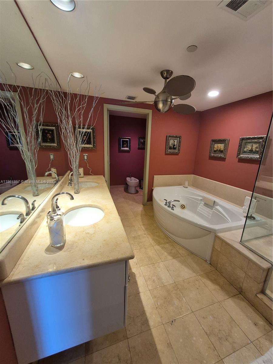 OCEAN PALMS CONDO - Residential