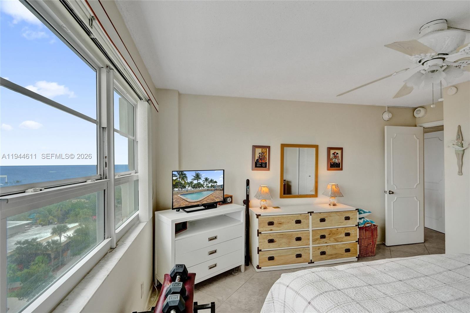 OCEAN MONARCH CONDO - Residential