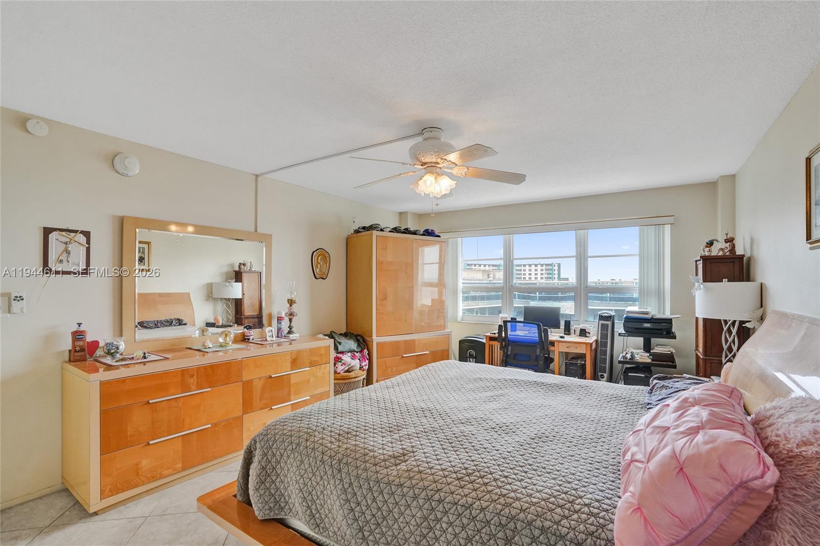 OCEAN MONARCH CONDO - Residential