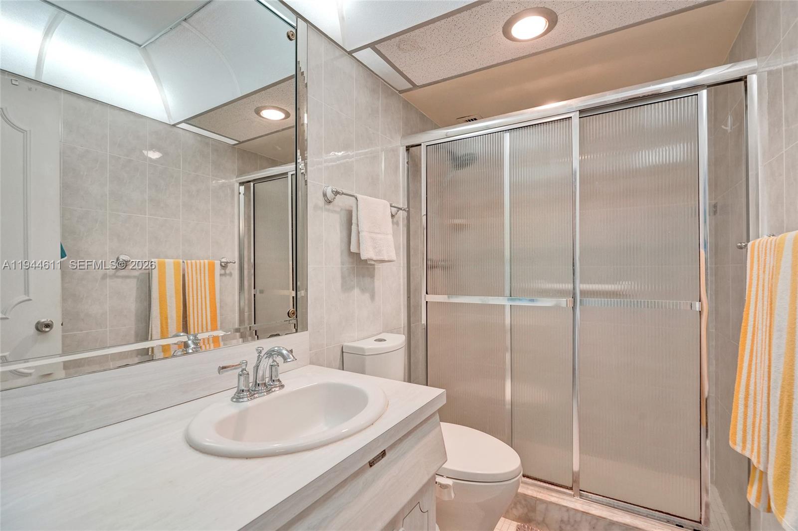 OCEAN MONARCH CONDO - Residential