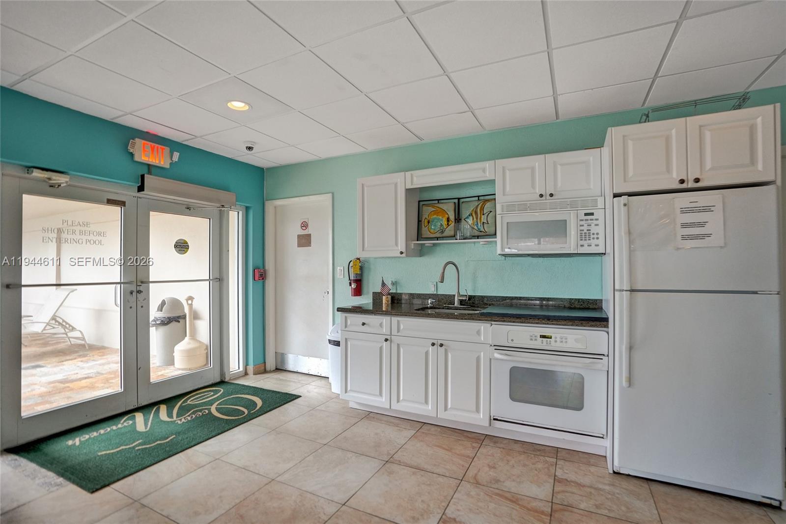 OCEAN MONARCH CONDO - Residential