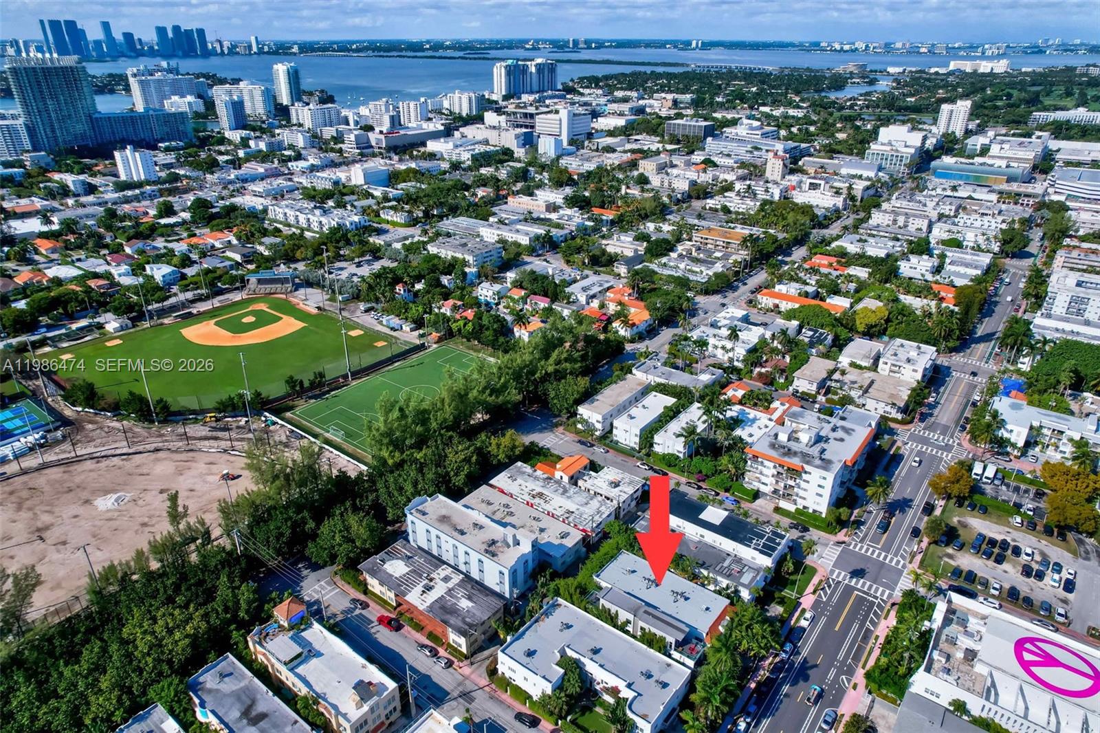 ESSENZA AT 1410 EUCLID CO - Residential Lease