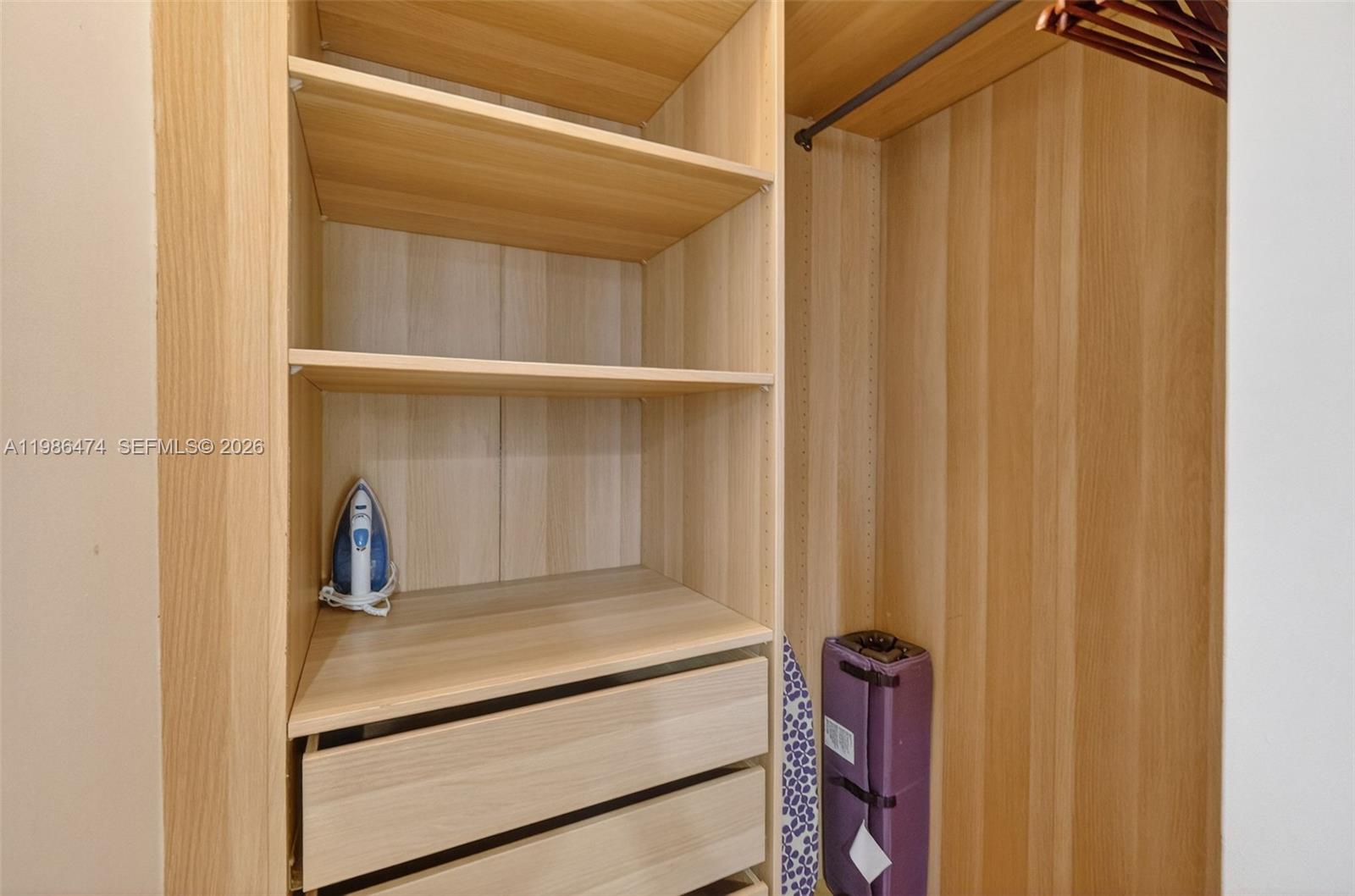 ESSENZA AT 1410 EUCLID CO - Residential Lease