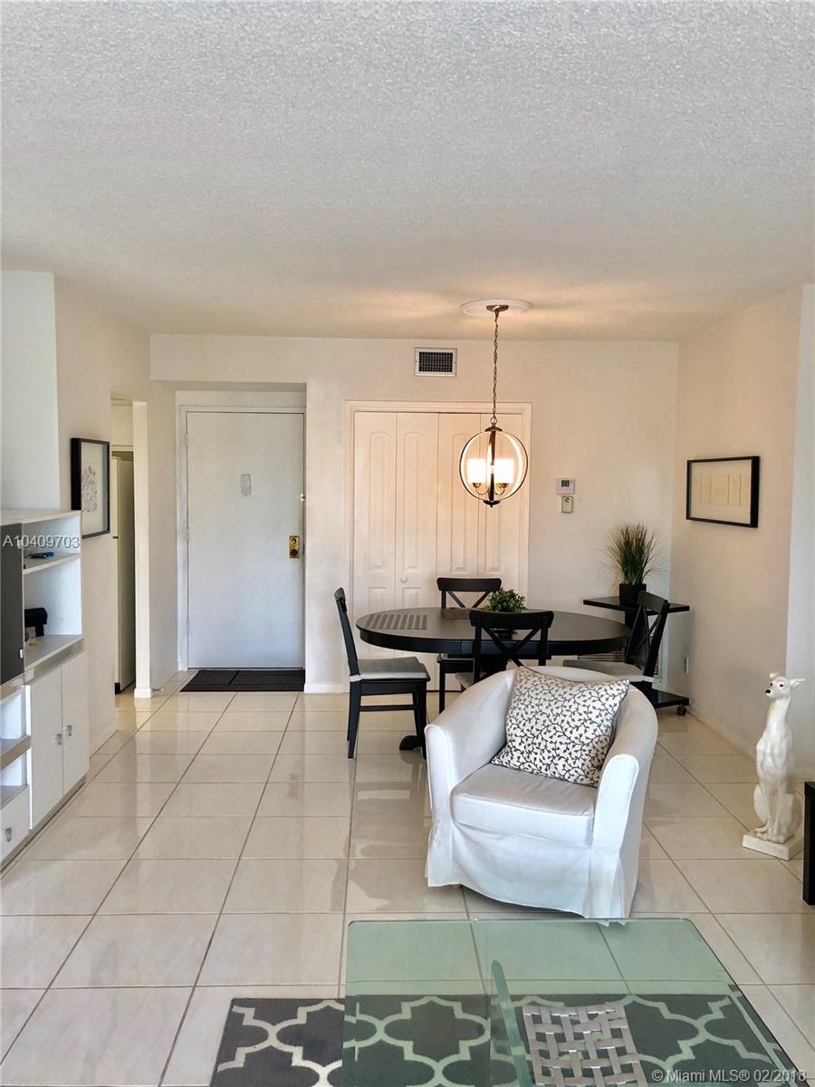 HILLCREST EAST 25 CONDO - Residential