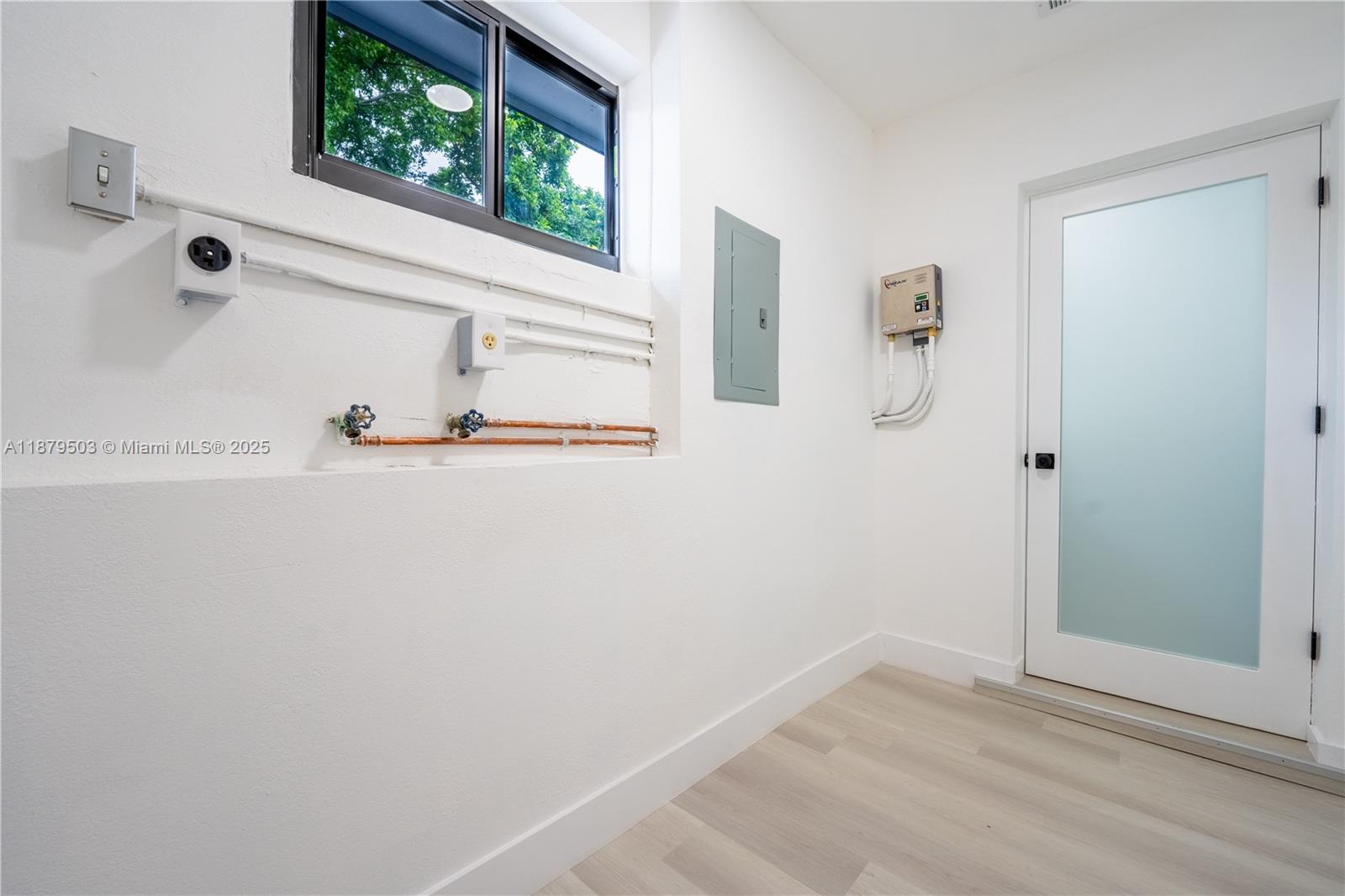 SCOTT LAKE MANOR SEC 6 - Residential