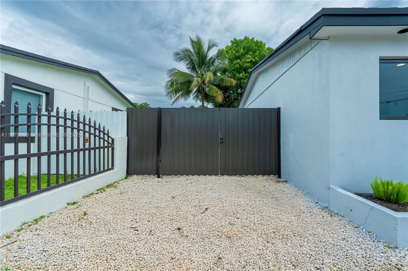 SCOTT LAKE MANOR SEC 6 - Residential