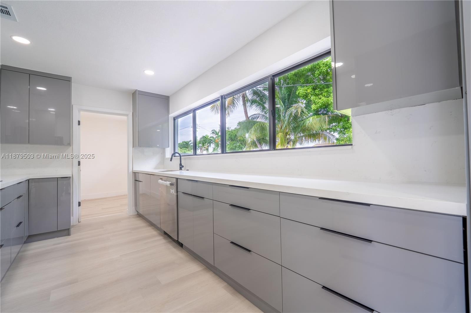 SCOTT LAKE MANOR SEC 6 - Residential