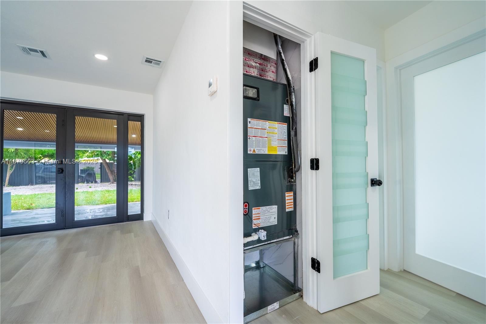 SCOTT LAKE MANOR SEC 6 - Residential