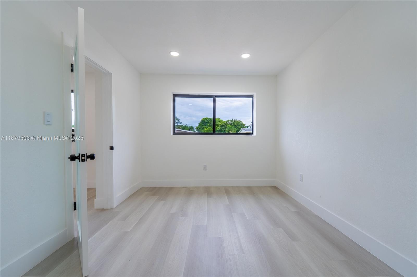 SCOTT LAKE MANOR SEC 6 - Residential