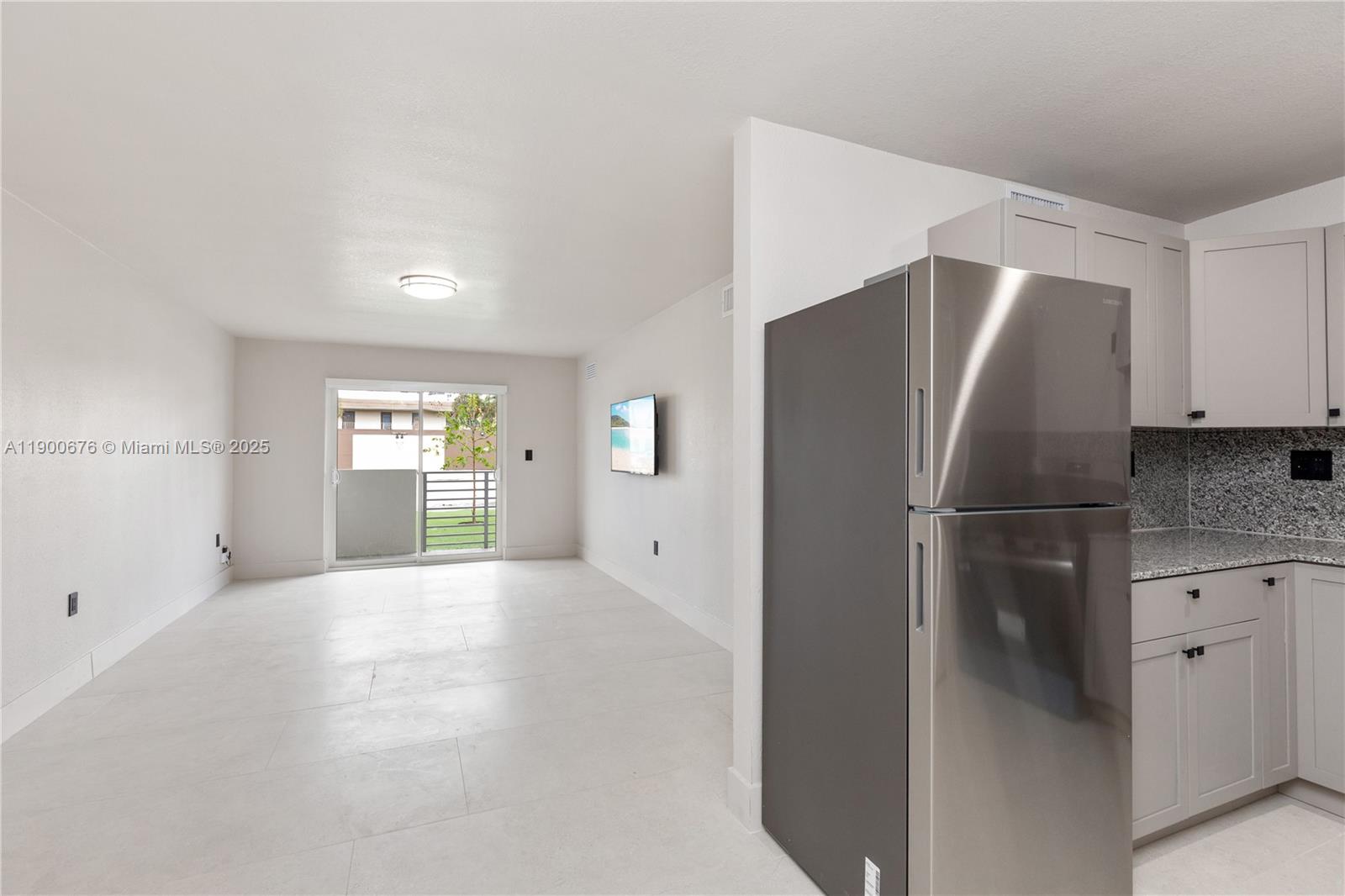 LEXINGTON PK A - Residential Lease