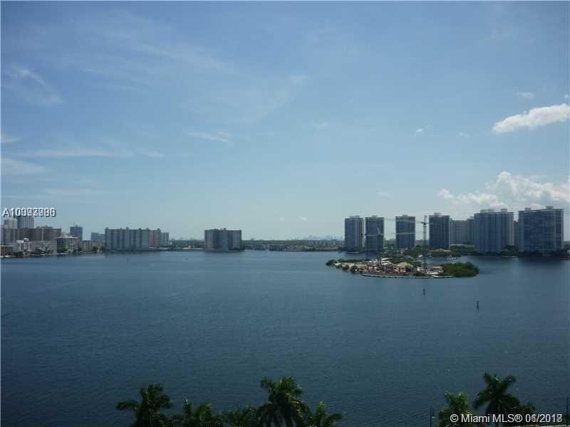BEAUTIFUL 2/2 CORNER WRAP AROUND UNIT. TRULY THE BEST VIEWS OF THE BAY. THE DINING ROOM CAN BE USED AS A 3RD BEDROOM OR DEN. COMPLETELY RENOVATED... A MUST SEE!!!