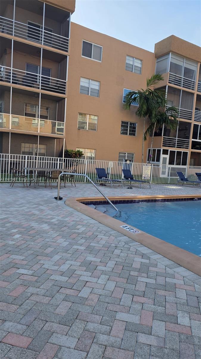 QUAIL RUN OF SUNRISE - Residential