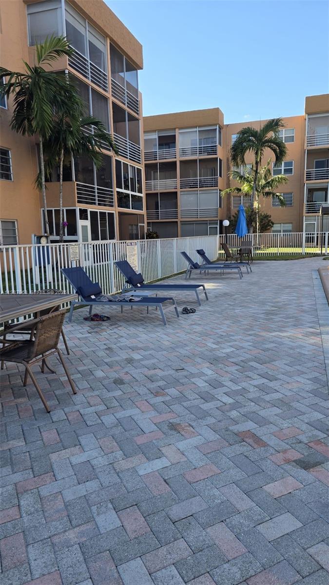 QUAIL RUN OF SUNRISE - Residential