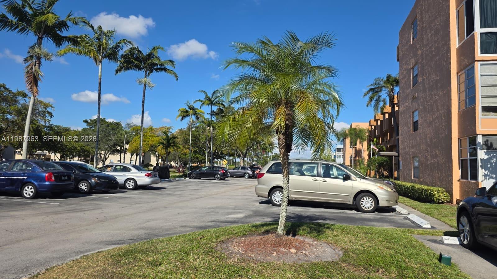 QUAIL RUN OF SUNRISE - Residential