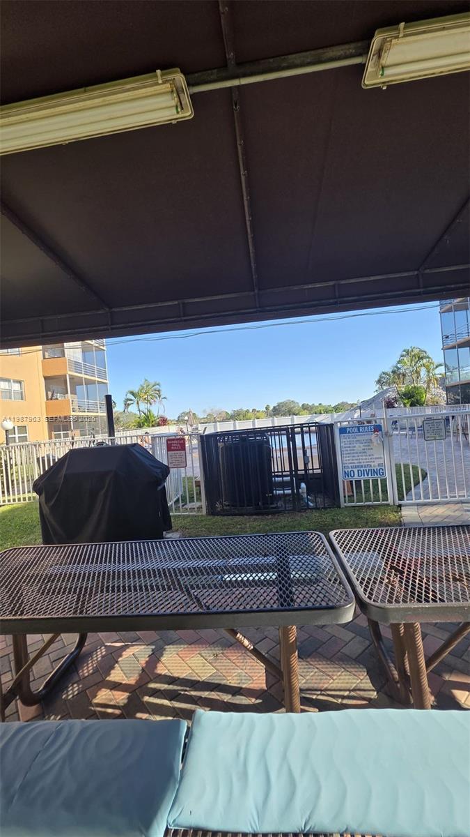 QUAIL RUN OF SUNRISE - Residential