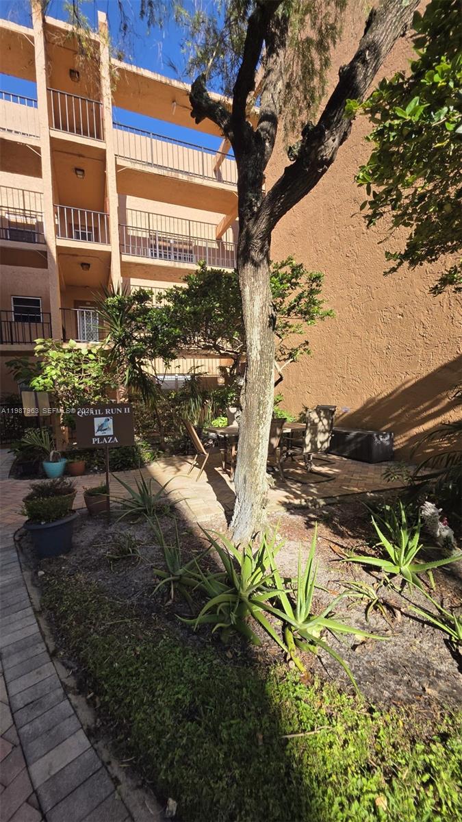 QUAIL RUN OF SUNRISE - Residential