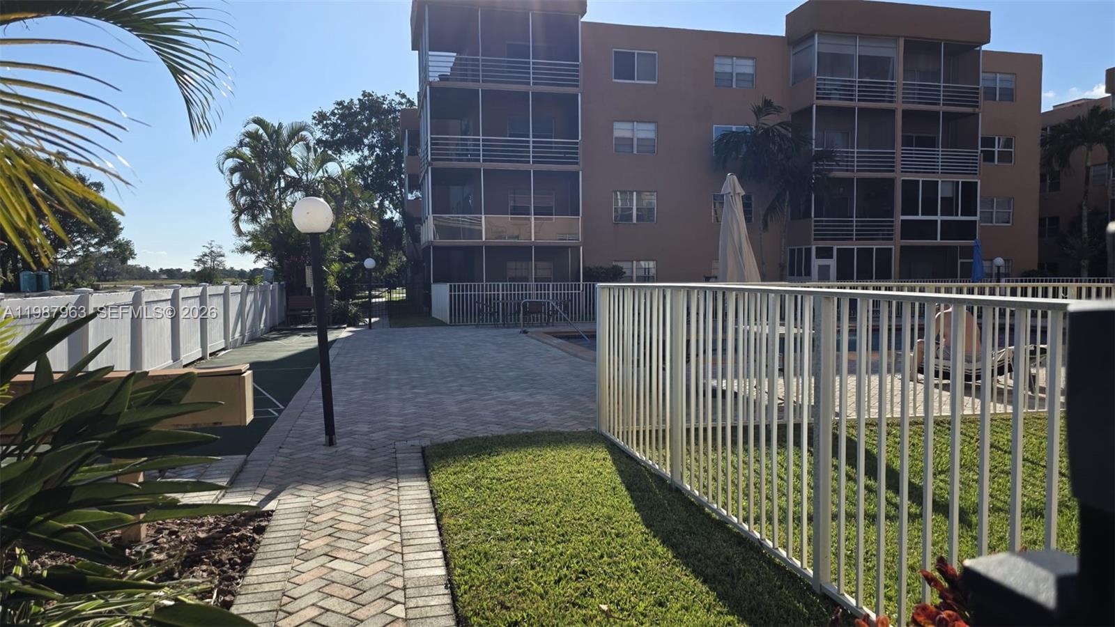 QUAIL RUN OF SUNRISE - Residential