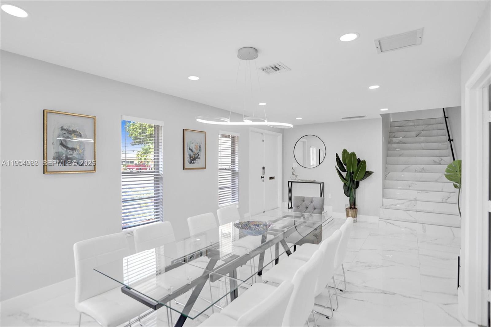 LITTLE HARBOR ON THE HILL - Residential