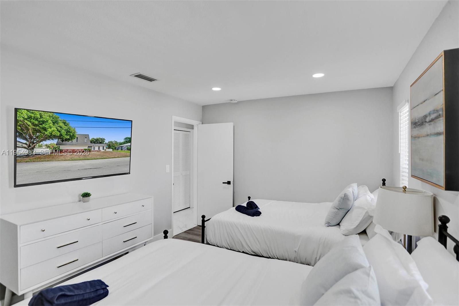 LITTLE HARBOR ON THE HILL - Residential