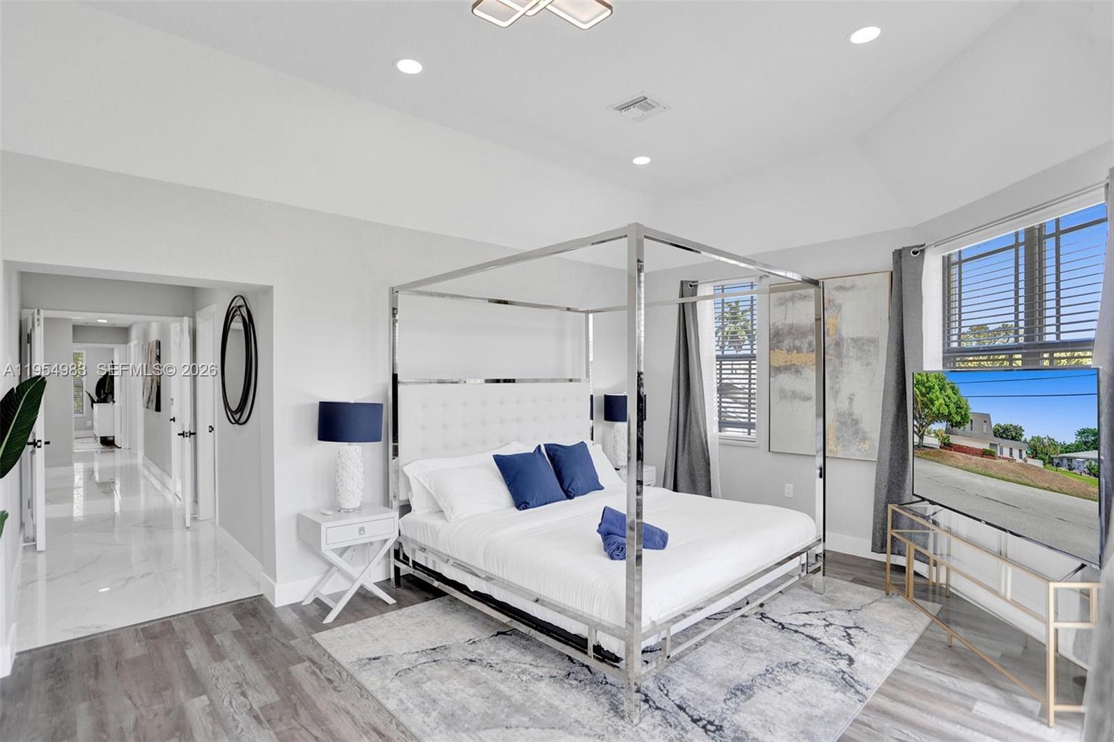 LITTLE HARBOR ON THE HILL - Residential