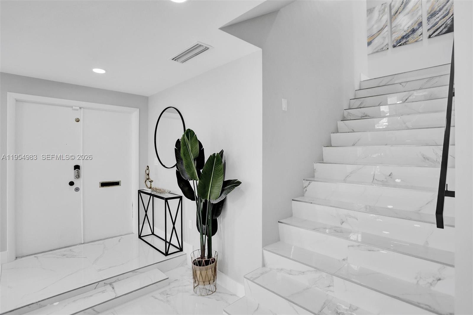 LITTLE HARBOR ON THE HILL - Residential