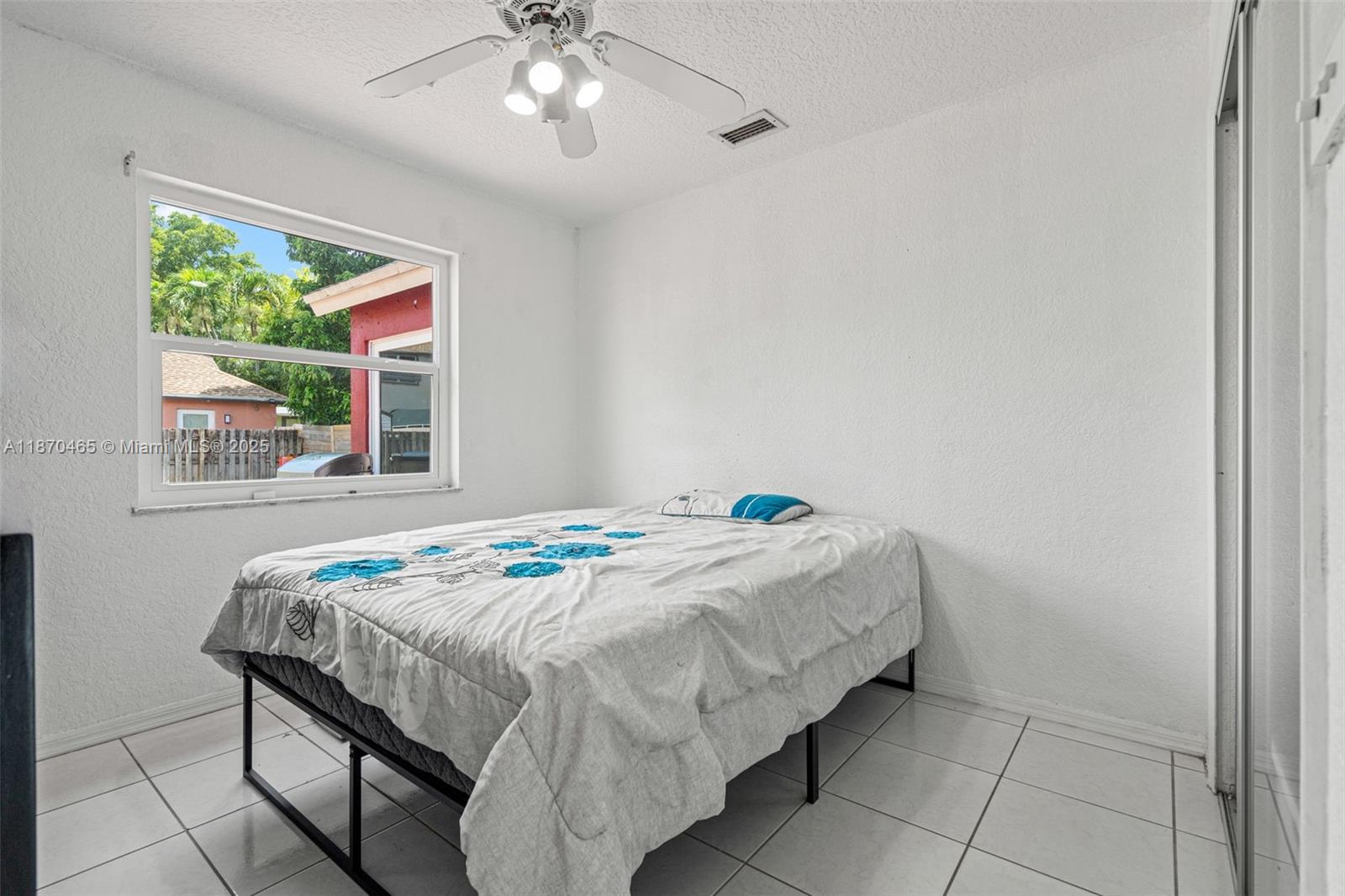 CHANTE-CLARE - Residential