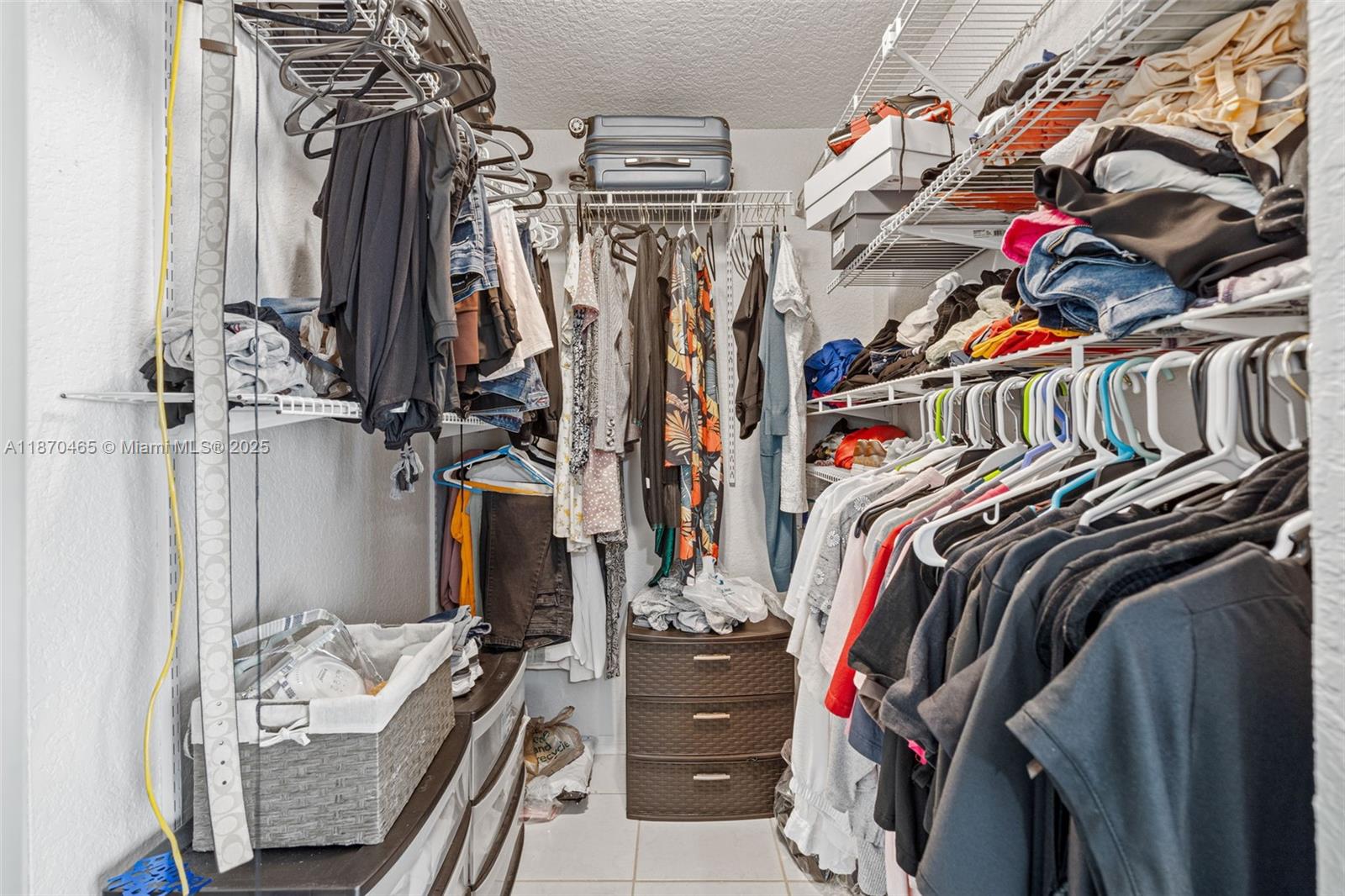 CHANTE-CLARE - Residential