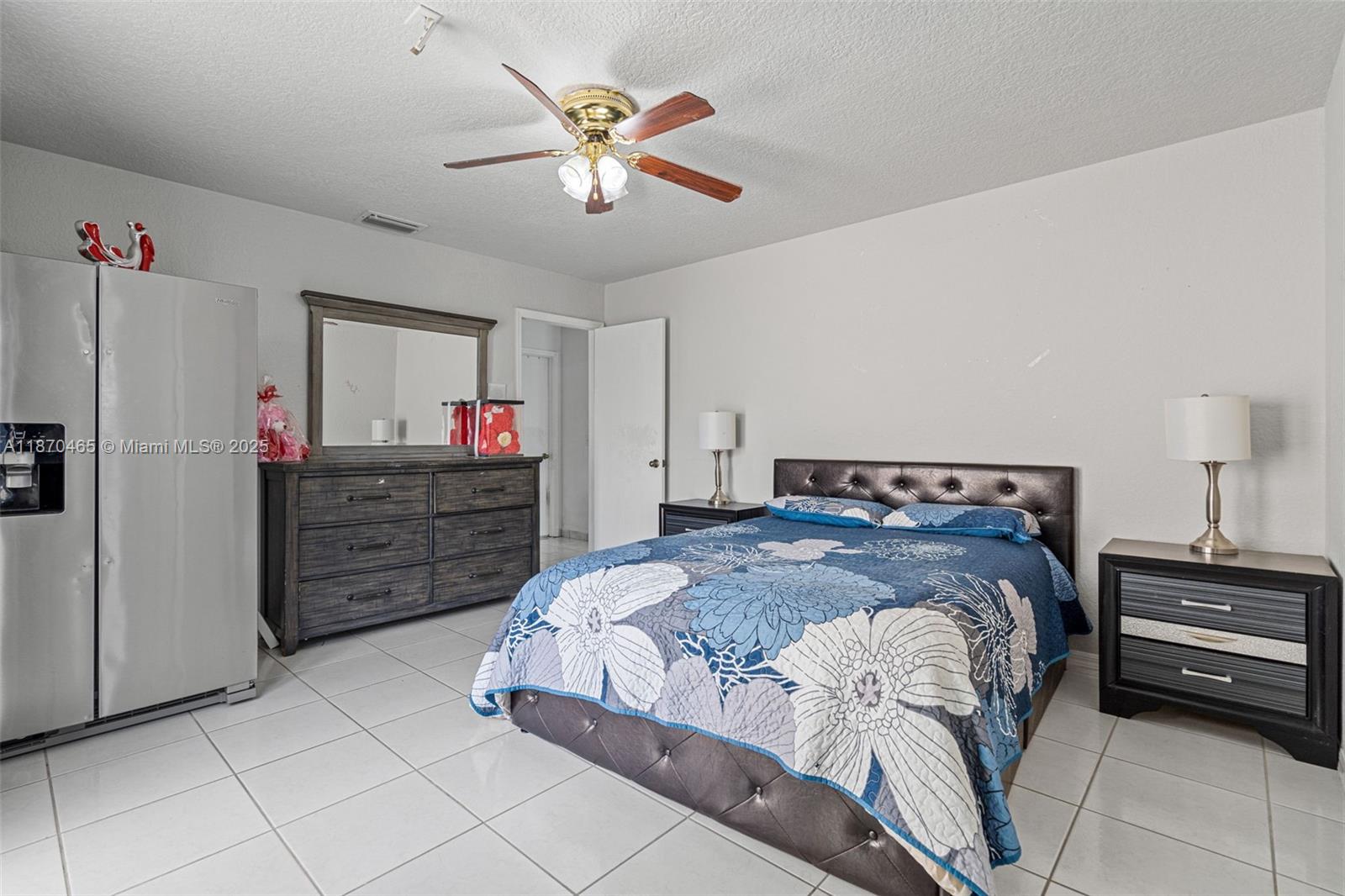 CHANTE-CLARE - Residential