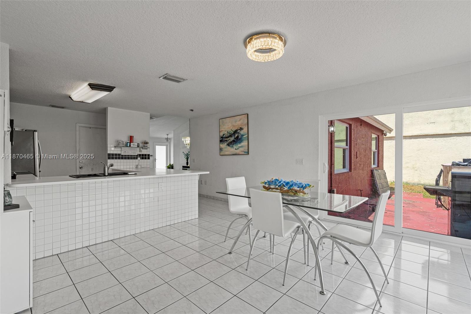 CHANTE-CLARE - Residential