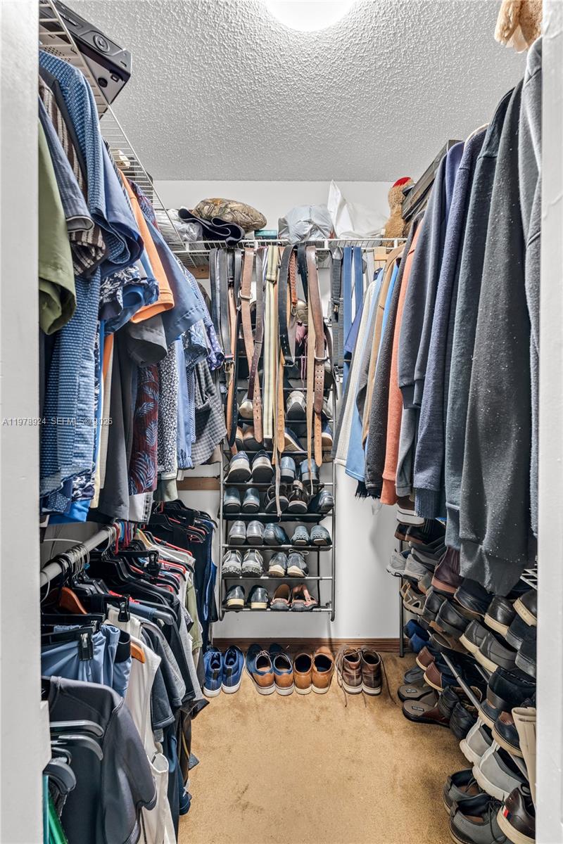 BIRD LAKES SOUTH SEC 4 - Residential