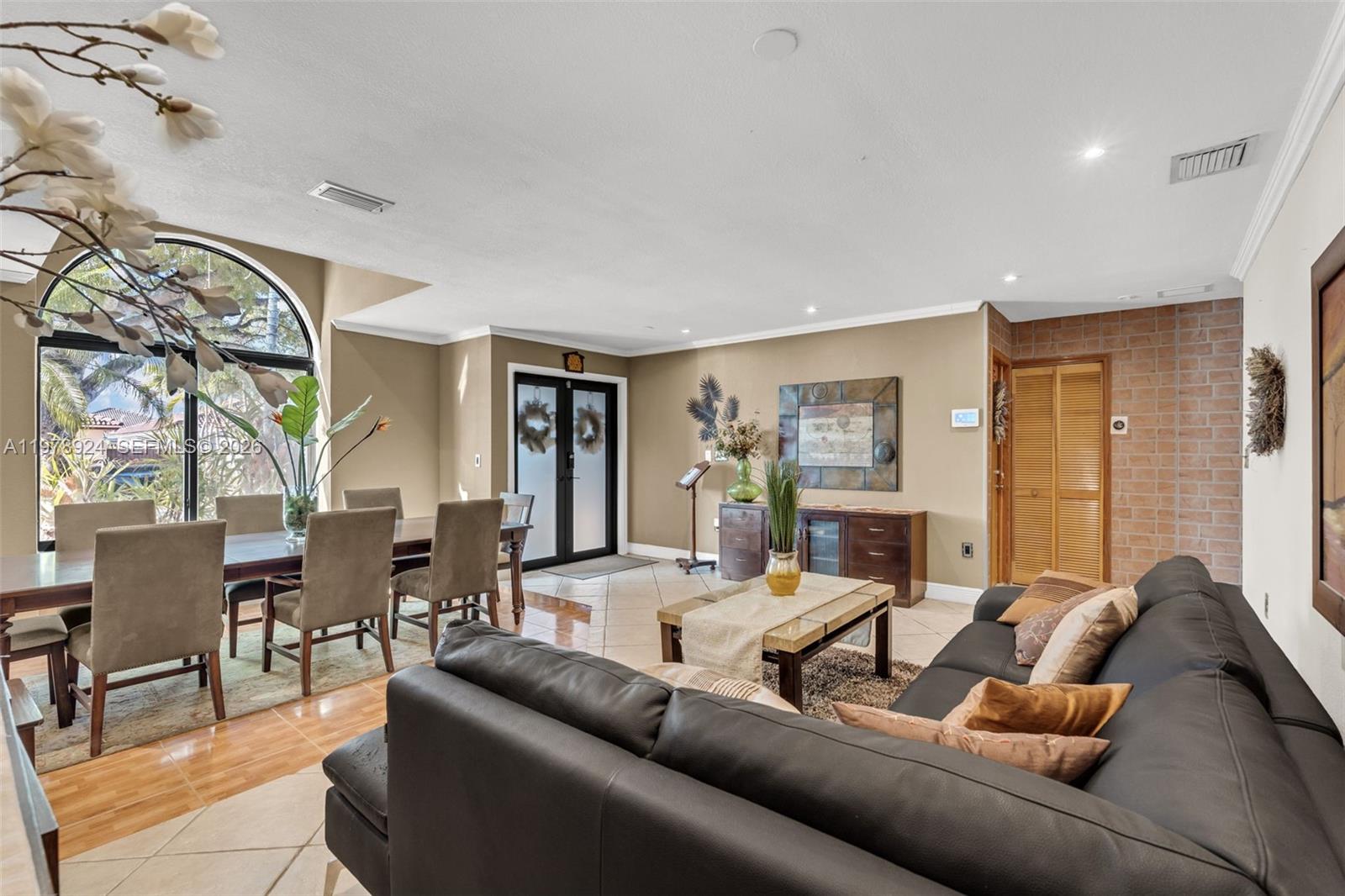 BIRD LAKES SOUTH SEC 4 - Residential