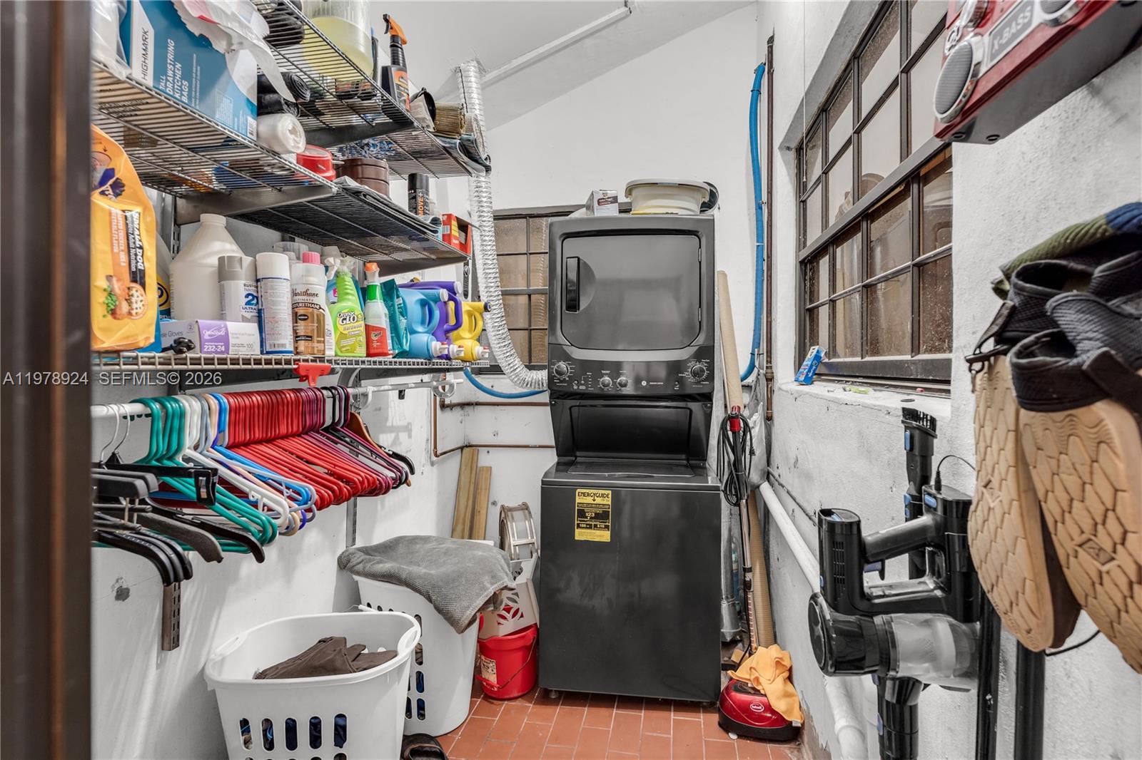 BIRD LAKES SOUTH SEC 4 - Residential