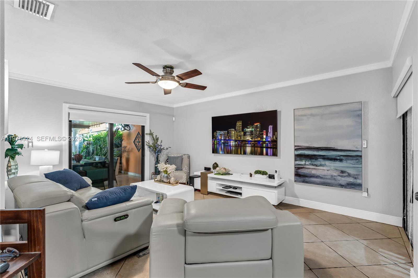 BIRD LAKES SOUTH SEC 4 - Residential