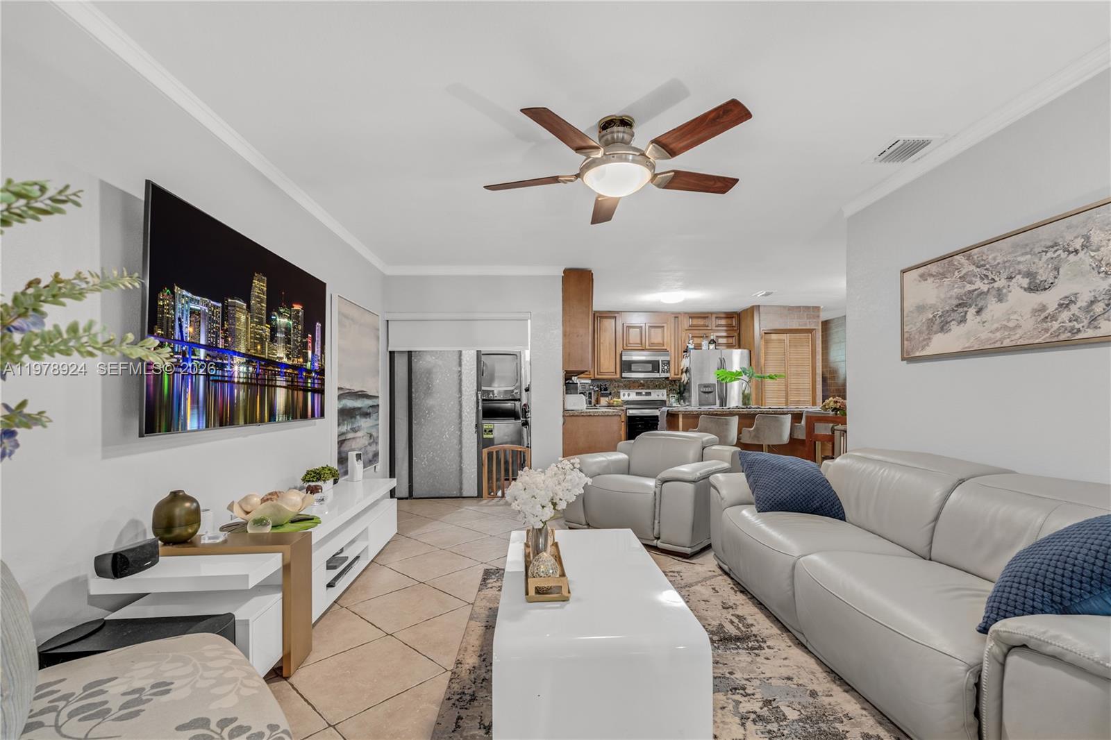 BIRD LAKES SOUTH SEC 4 - Residential