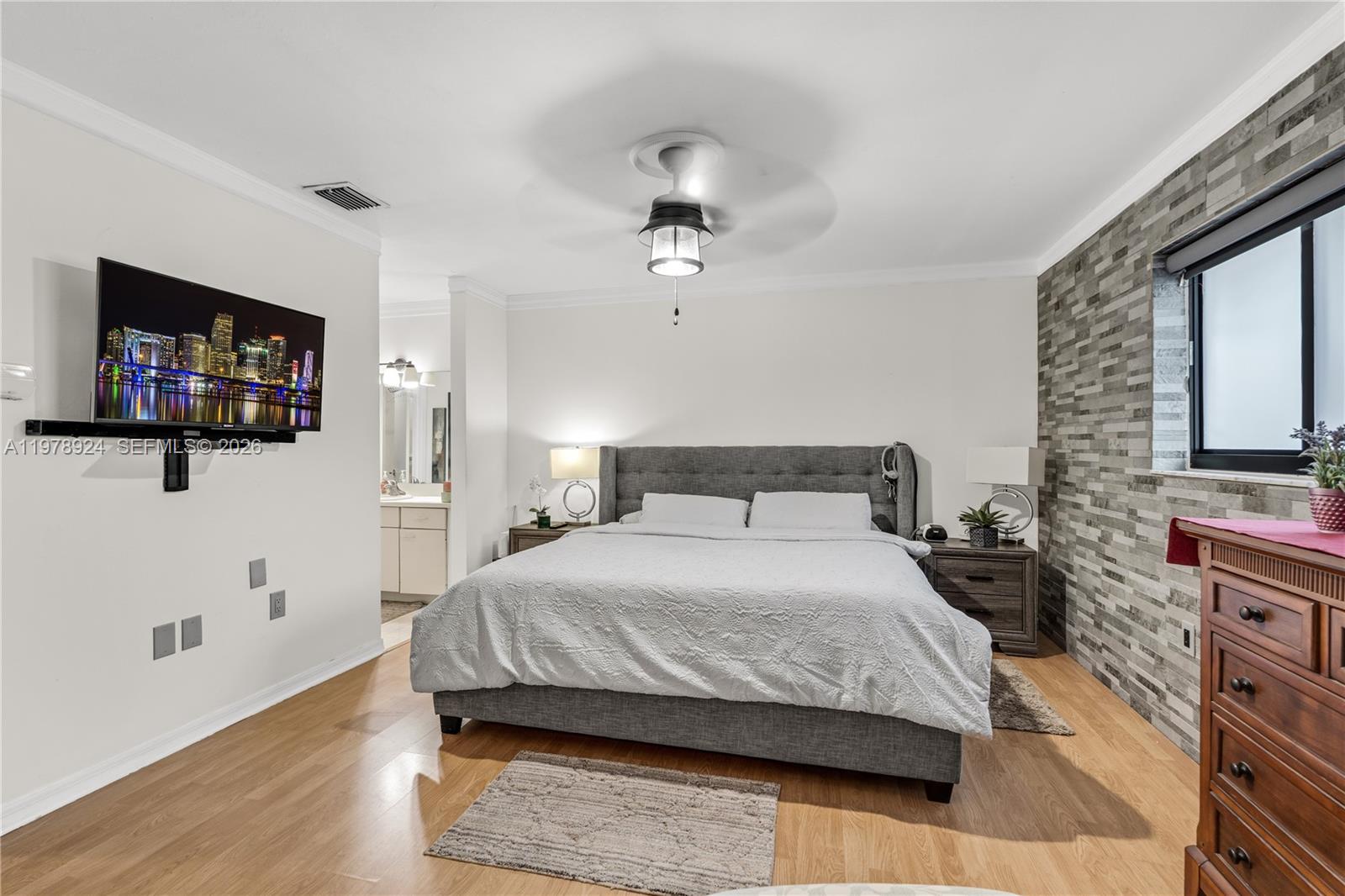 BIRD LAKES SOUTH SEC 4 - Residential