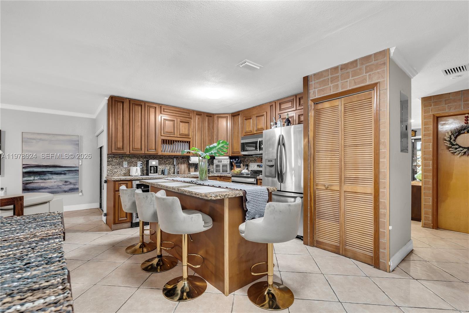 BIRD LAKES SOUTH SEC 4 - Residential